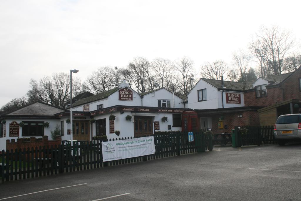 The Kings Head Inn Глостер Экстерьер фото