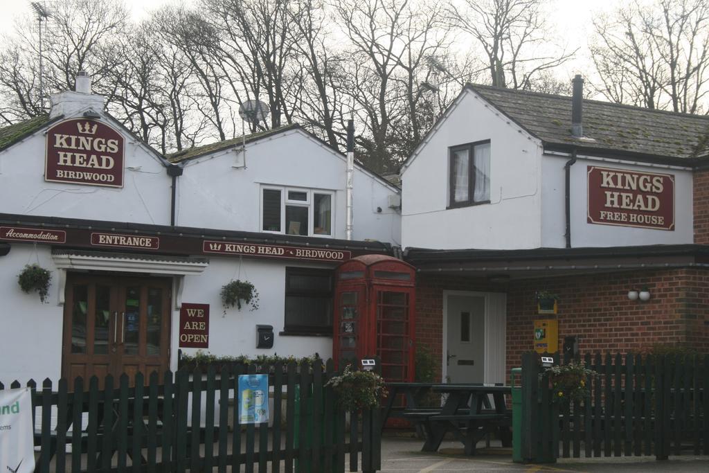 The Kings Head Inn Глостер Экстерьер фото